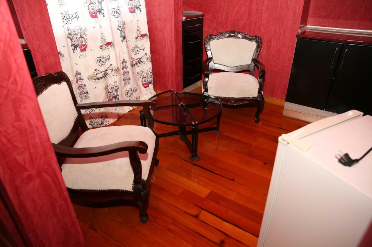 Hotel Black Sea House Batoemi Buitenkant foto